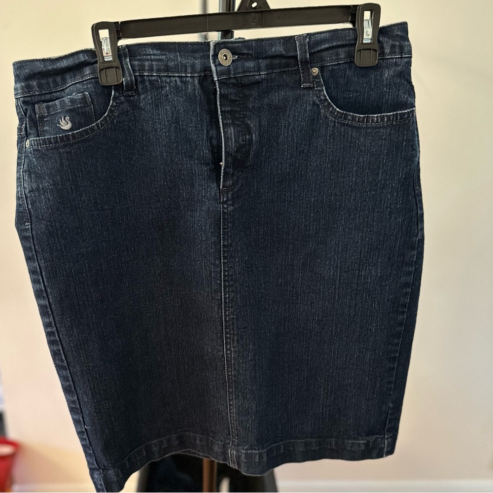 Gloria Vanderbilt Denim Amanda Skirt Size 12